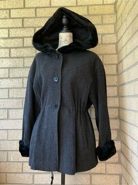 Albert Nipon Adjustable Waist Gray Wool Coat Black Faux Fur Hood & Cuffs XS